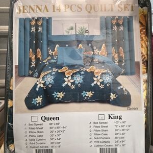 Complete Bedroom Decor - 14-Piece Blue and Gold Quilt Set